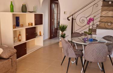 AGRADABLE ADOSADO CON PISCINA - Photo 2