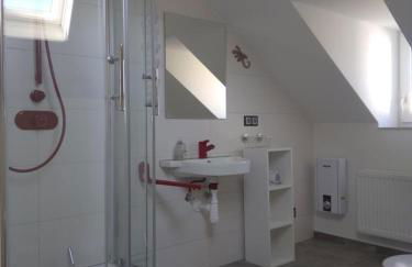 Ferienwohnung im roten Haus, die Therme ist fußläufig in 350m zu erreichen - Foto 28