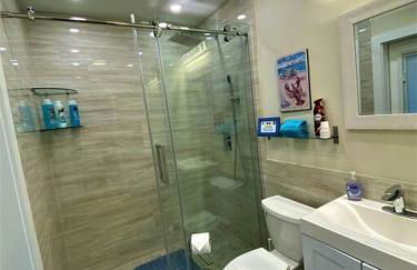 Deerfield Beach heated pool house - Photo 27