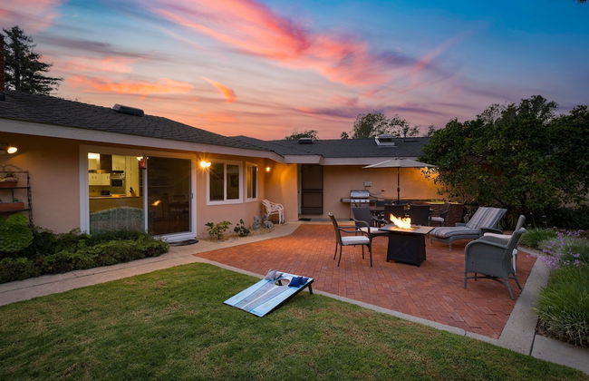 East Valley Manor by Avantstay Minutes to the Beach - Foto 1