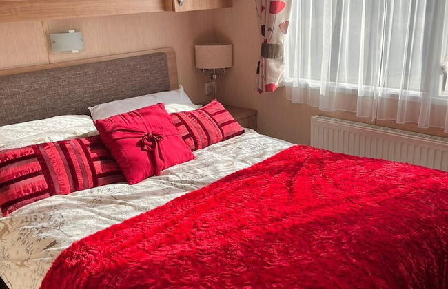 Impeccable 3-bed Caravan on Butlins Skegness - Foto 3