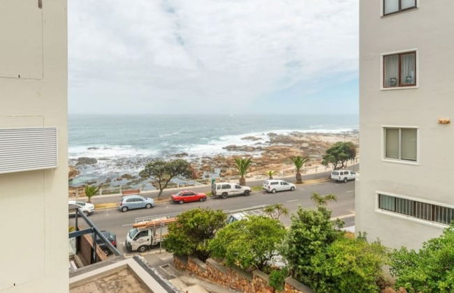 Bantry Beach Luxury Suites - Photo 45