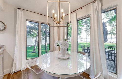 Scenic Cottage with Private Dock on Torch Lake - Foto 3