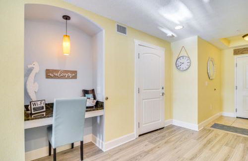 Waterfront Condo with Water Park, Walk to the Beach! - Foto 4