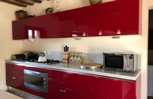 Casa San Pietro, restored farmhouse with pool - Foto 12