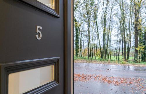 NEW Luxury family/dog-friendly countryside retreat - Photo 6