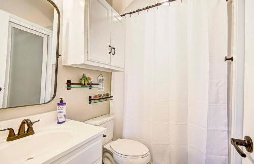 NEW Oak Lodge at Little Ranches 5 min to Square - Foto 14