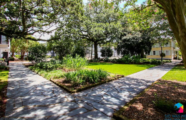 The Irish Bar near Bay Historic Savannah - Photo 60