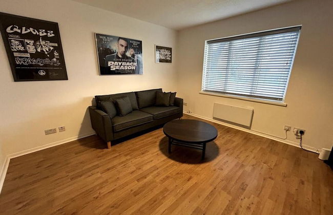 Essex 2 Bed Flat Near Station With Free Parking - Foto 21