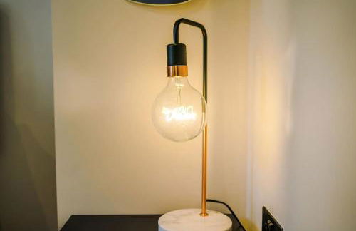 Incredible Home With Games Room, Sleeps 8, Parking Included, Perfect For Groups, Families, Contractors, Professionals - Photo 76