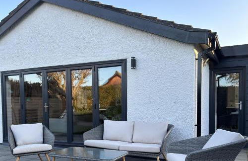 Stylish, Dog Friendly Coastal Bungalow With Garden - Foto 63