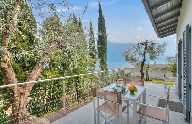 Relais Nanzello Garda Living 1 - Foto 1