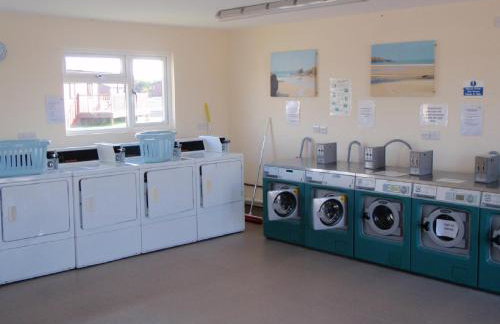 Chalets & Lodges at Atlantic Bays Holiday Park - Foto 17