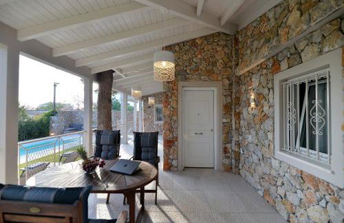 Lagonisi luxurious residence Ruby's Pool Villa - Foto 16