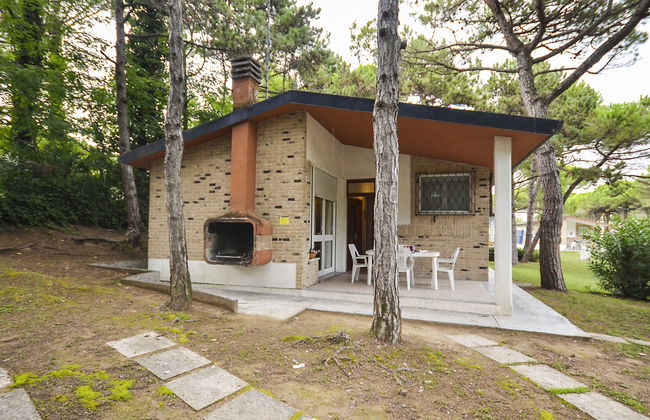 4 bedroom House in Lignano Sabbiadoro with garden and terrace - Photo 16