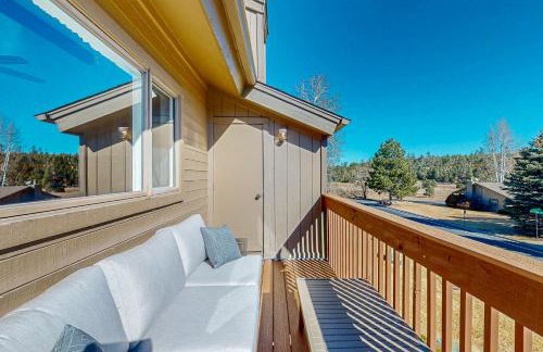 Near Hiking and Biking! Flagstaff Condo with Grill - Foto 21