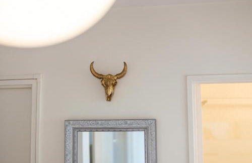 4 min walk to Metro, 60m², renovated, La Défense - Photo 10