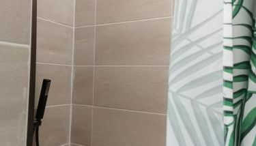 Appartement 35m2 a l'étage ,1 lit double - Foto 5