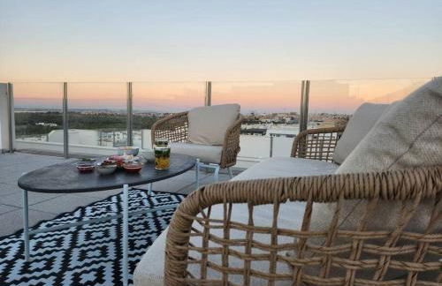 Fee4Me Villa, Pool, Roofterrace & Relax - Foto 10