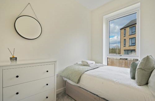 Mersey Way, Spacious 3 Bed Home, Close to Sheffield City Centre & FREE Driveway Parking - Perfect for Workers, Groups & Families - Hosted by Stay Host Save - Foto 45