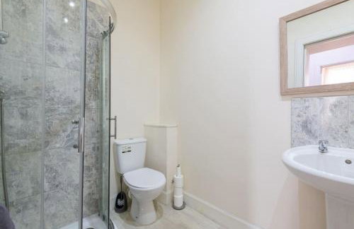 CASTLEBANK HOUSE FLATS, DINGWALL - Photo 30