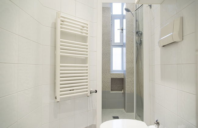 White and Clean Apartment near Metro MM1 - Foto 20