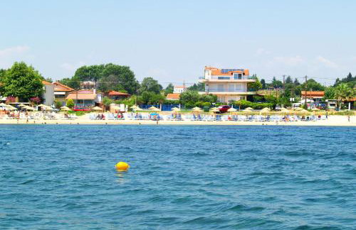 Solon and Teo Summer House in Avdira beach - Photo 4