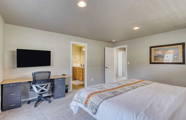 Old Mill Getaway by Avantstay Private Backyard w/ Hot Tub - Foto 22