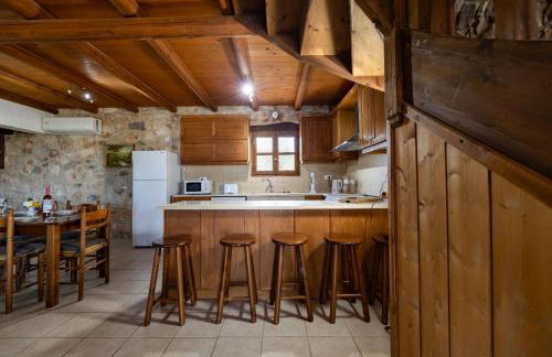 Vardiola Houses, close to Agios Sostis Beach, by ZanteWize - Foto 63