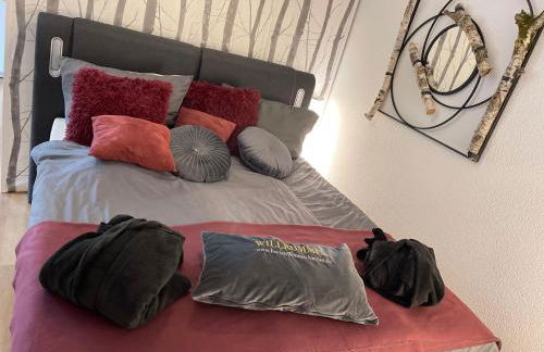 ROSMARIN - Kuschelige Fewo - Romantik & Entspannung im Whirlpool auf privater Terrasse, Ruhe & Hund willkommen - by FerienWohnenAmSee - - Foto 27