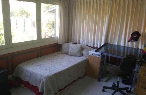 Summer-house OASIS on quiet street in ROCKRIDGE - Photo 42