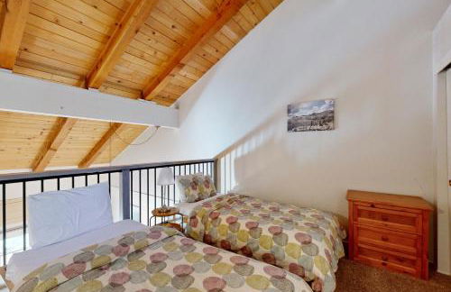 2 Bed 2 Bath Apartment in Carnelian Bay - Foto 16