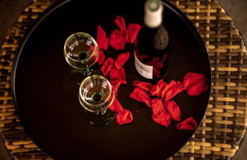 Love industrie & spa - Suite Romantique en Alsace - Spa privatif et garage - Foto 7