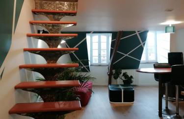 Bel appartement en plein centre - Photo 1