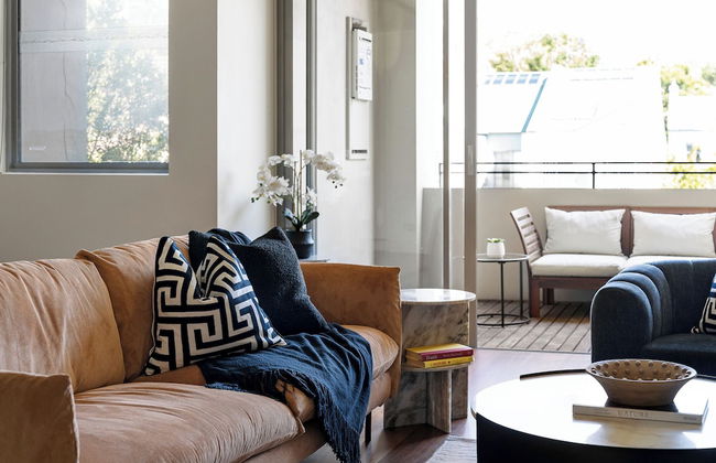 Crown Street Apartments by Urban Rest - Photo 30