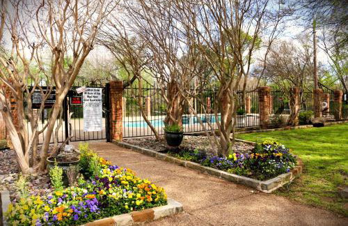 Cozy Townhouse Condo steps from DFW Airport, 15 minutes from AT&T Stadium - Foto 67