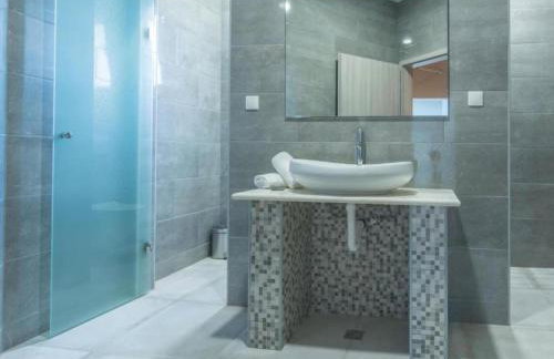 Six Bedroom Holiday House With Pool - Foto 17