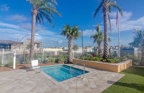 25 OFF Ocean View Step to PierPark Pool Spa - Photo 16