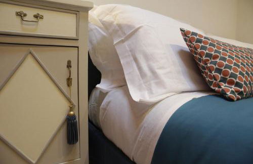 Midnight blues for 3 people near the airport - Foto 32