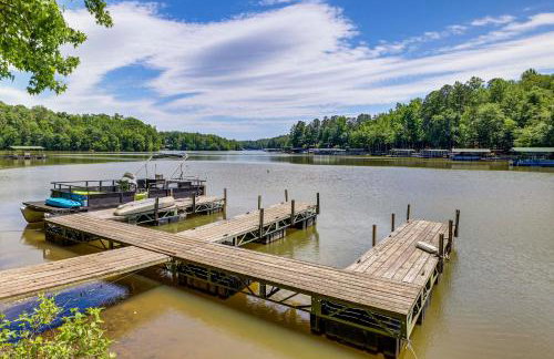 Cozy Lake Hartwell Getaway with Game Room! - Foto 42