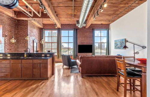 Holiday Magic Awaits-Host in STL DWTN Loft-6D - Foto 1