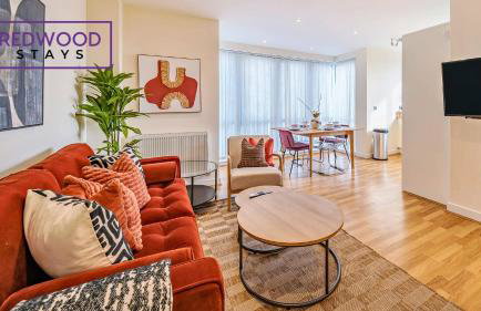 Premium Serviced Apartment in Basingstoke Town Centre, Free Parking By Redwood Stays - Foto 25