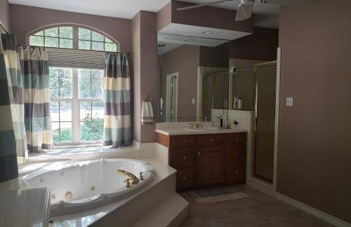 Fully furnished lakefront Retreat - Foto 19