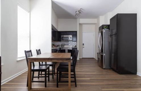 Spacious Tower Grove 3BR Home ABODEbucks - Foto 7