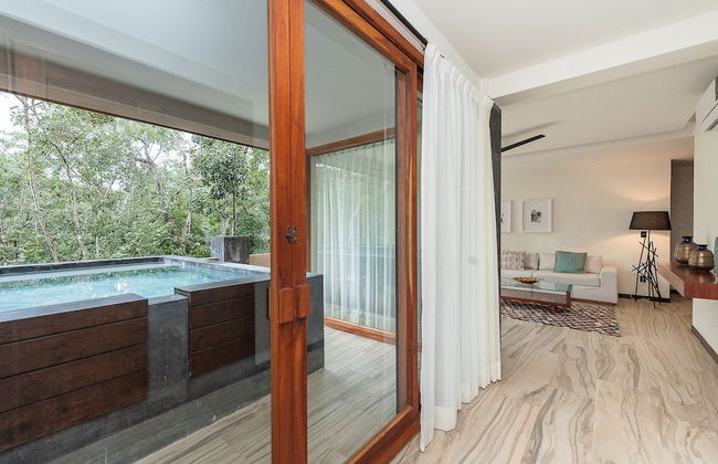 Aparthotel in Tulum with swimming pool and garden - Photo 18