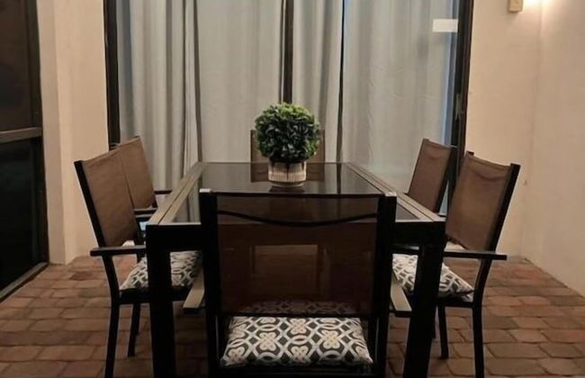 Hidden Gem 5 Bedroom Home by RedAwning - Foto 47