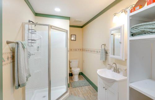 Near ATV Trails Carlsbad Apt with Shared Fire Pit - Foto 12