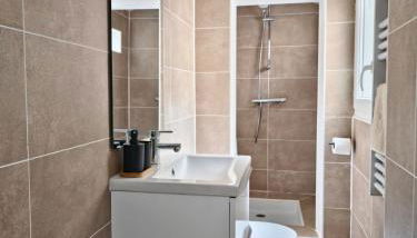 Tour Ouest - T2 entre Cité Médiévale et Bastide - Foto 3