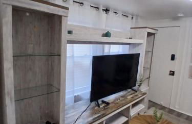 Monthly Stays - 2BR Apt in Bloomfield - 8 Min Walk from NJ Transit - Foto 17