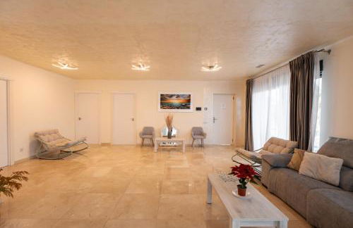 Exclusive Villa City, Beach & Golf - Photo 30